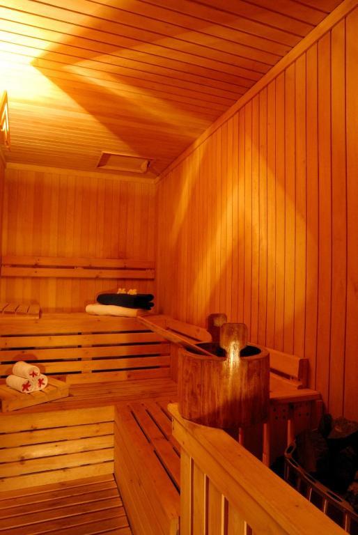Cilandak  Country Woods Jakartaアパートホテル エクステリア 写真